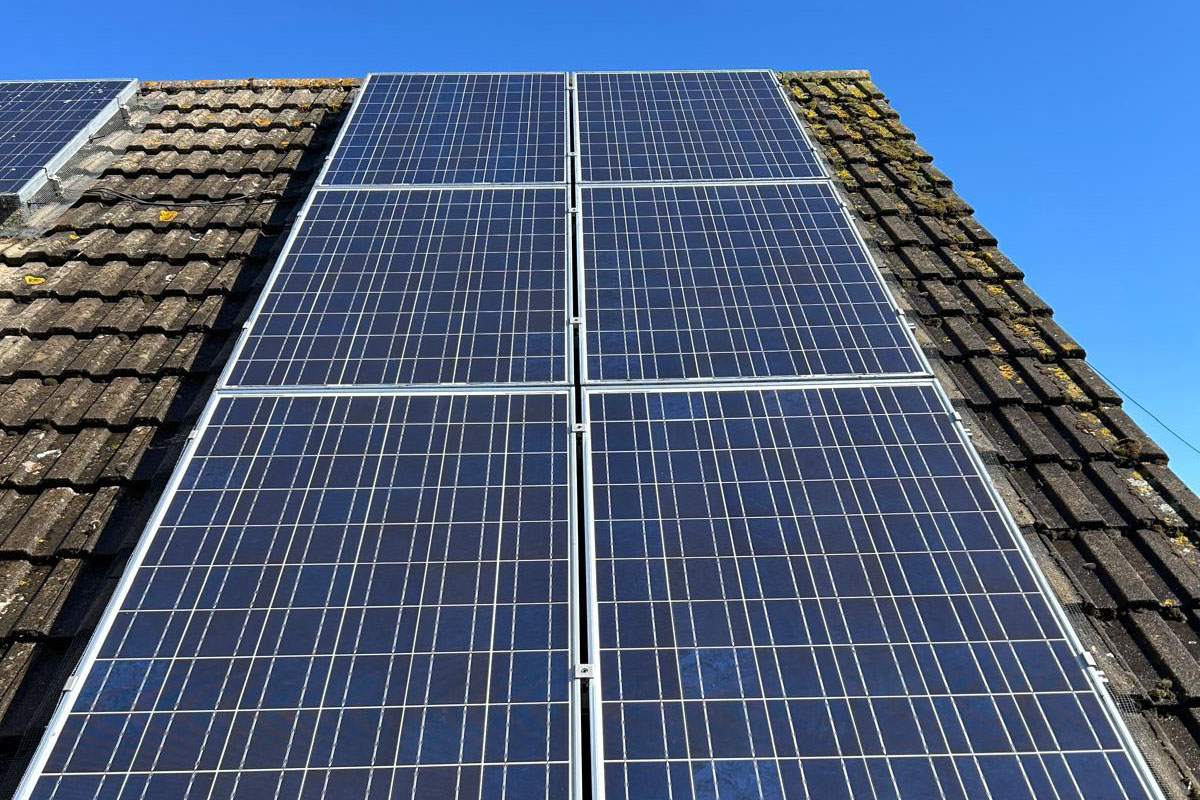 LilyPad Exterior Solar Panel Cleaning 02